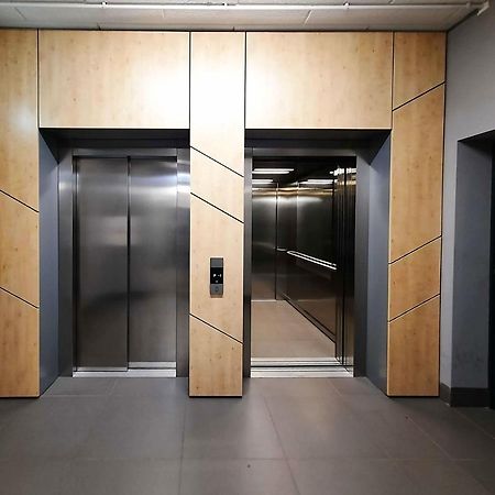 Primavera - Apartament Nad Rzeka - Parking W Cenie 弗罗茨瓦夫 外观 照片