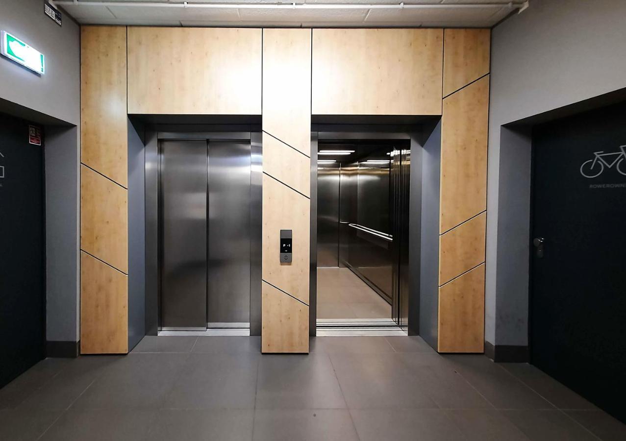 Primavera - Apartament Nad Rzeka - Parking W Cenie 弗罗茨瓦夫 外观 照片