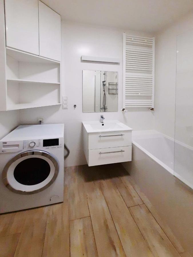 Primavera - Apartament Nad Rzeka - Parking W Cenie 弗罗茨瓦夫 外观 照片